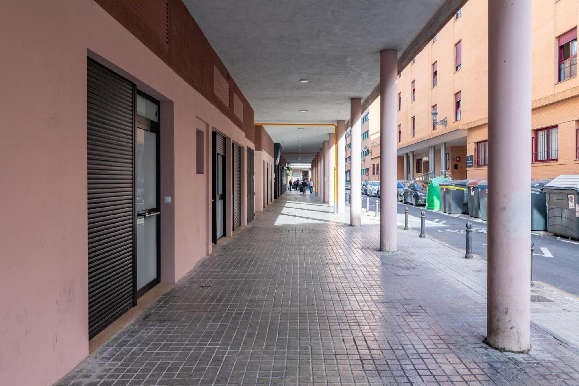 Travel Habitat Mediterranean Suites Valencia Bagian luar foto